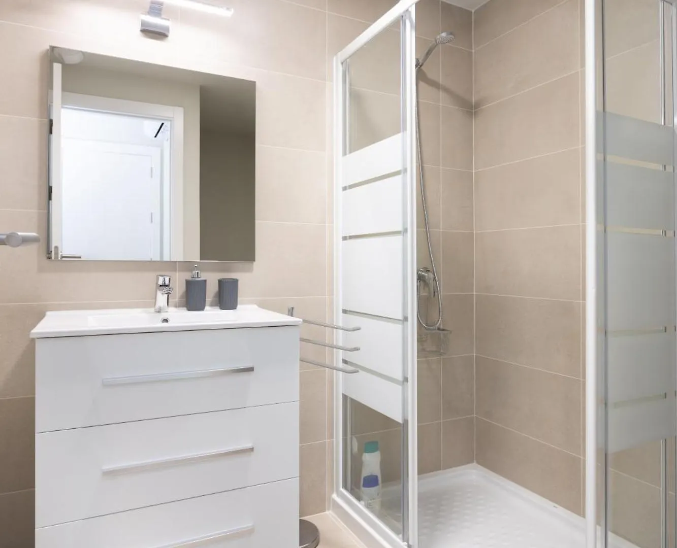 Apartment Home2Book Cozy & Modern Apt, Pool & Terrace Abades